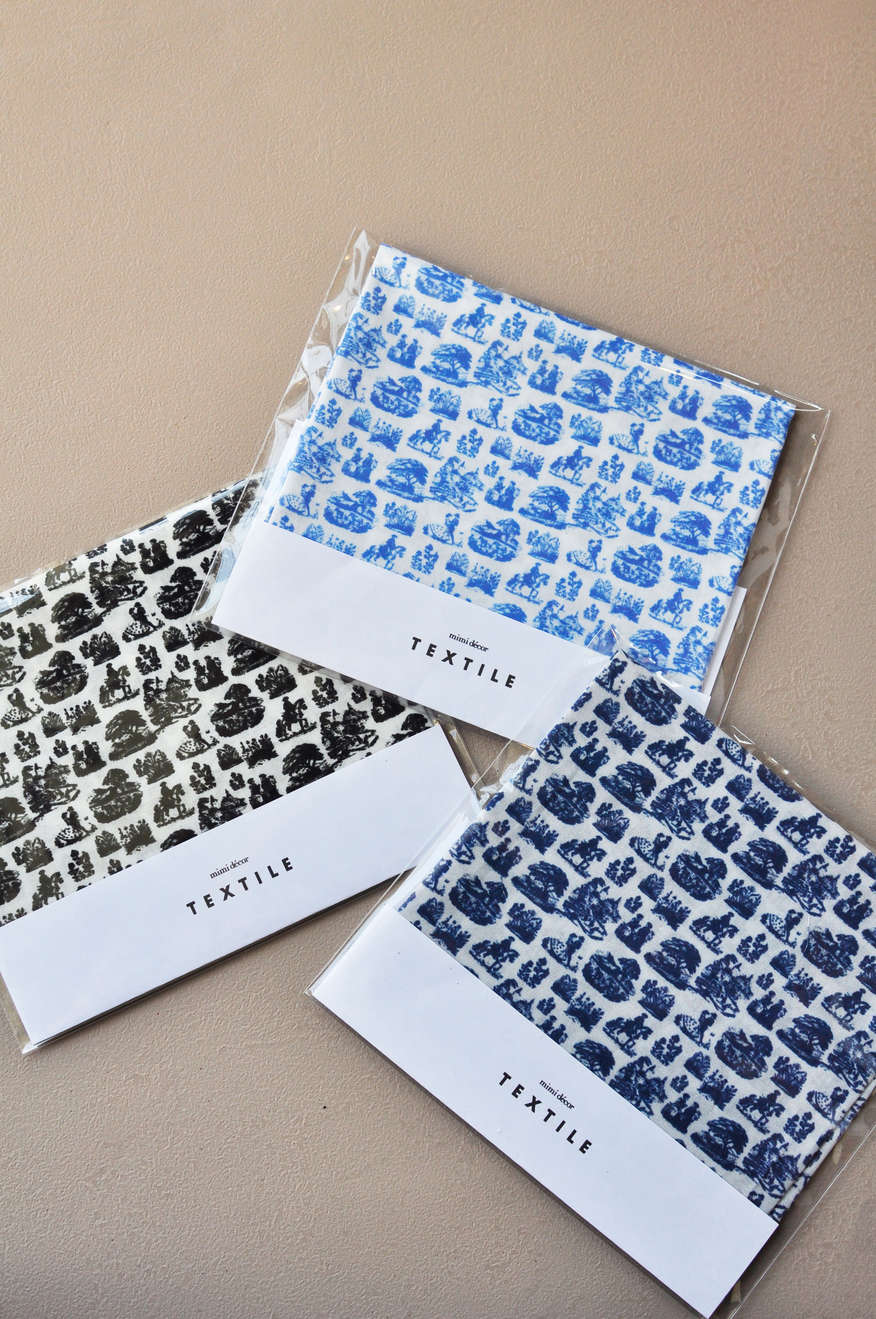 toile de Jouy-トワルドジュイ-