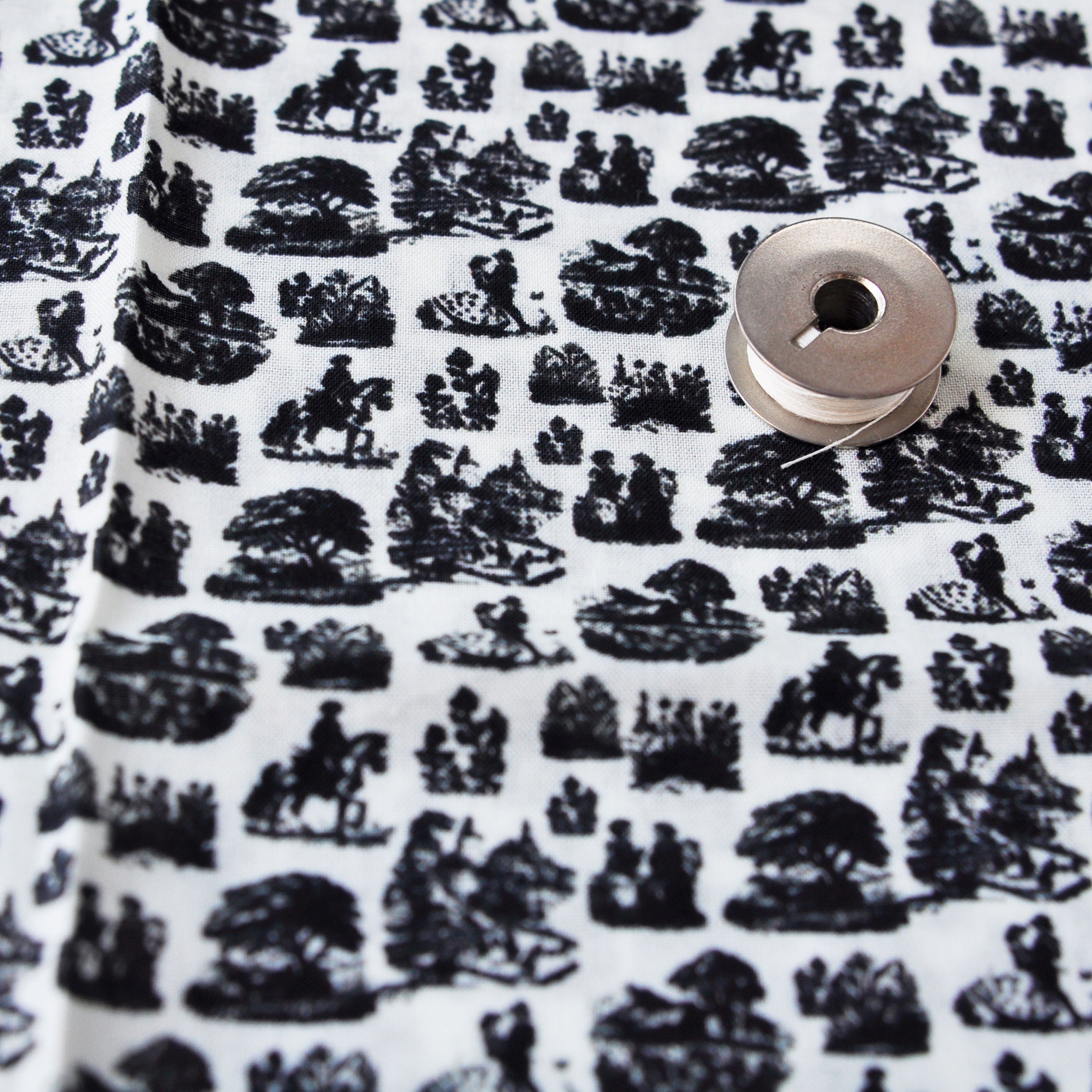 toile de Jouy-トワルドジュイ-