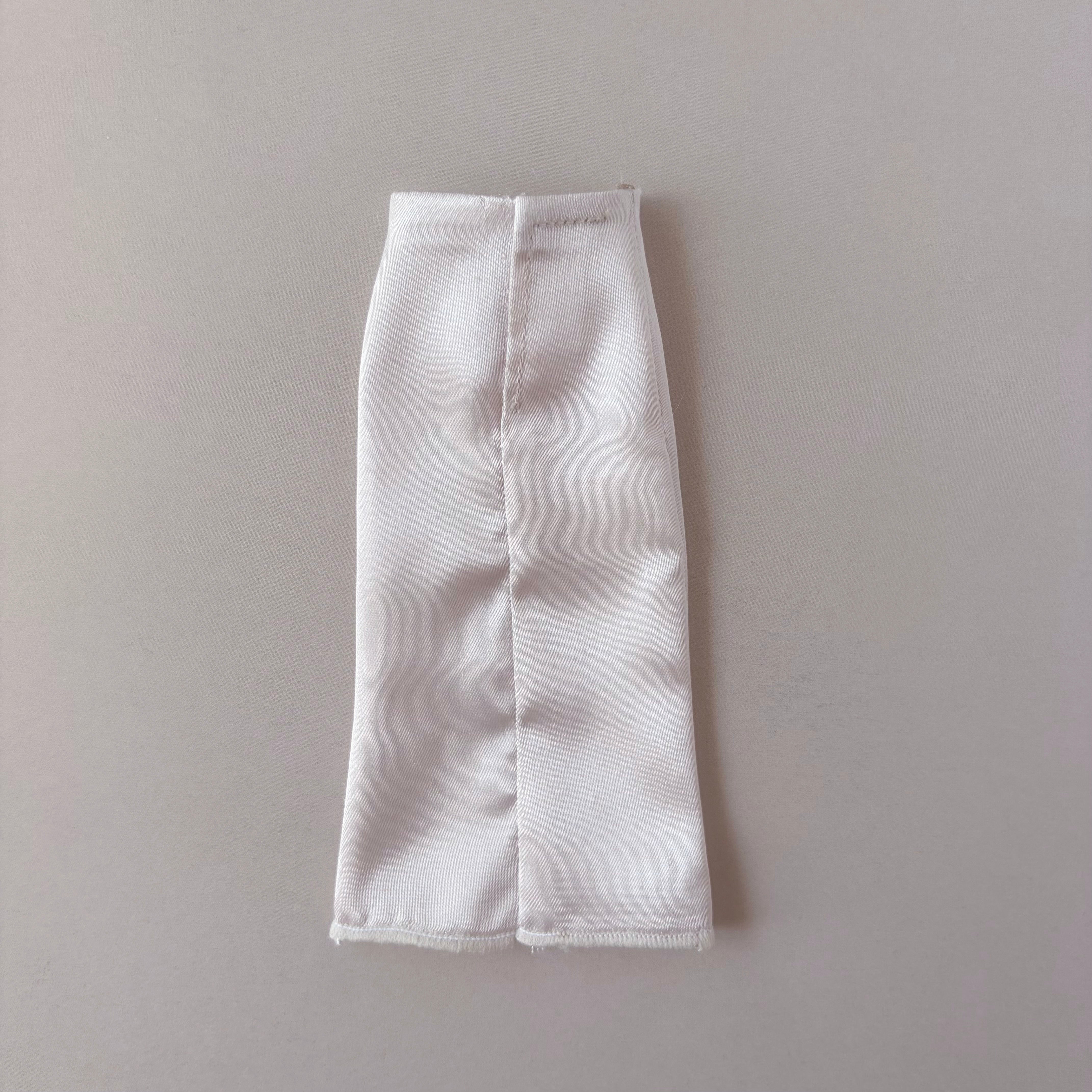 Essential - Satin Skirt -